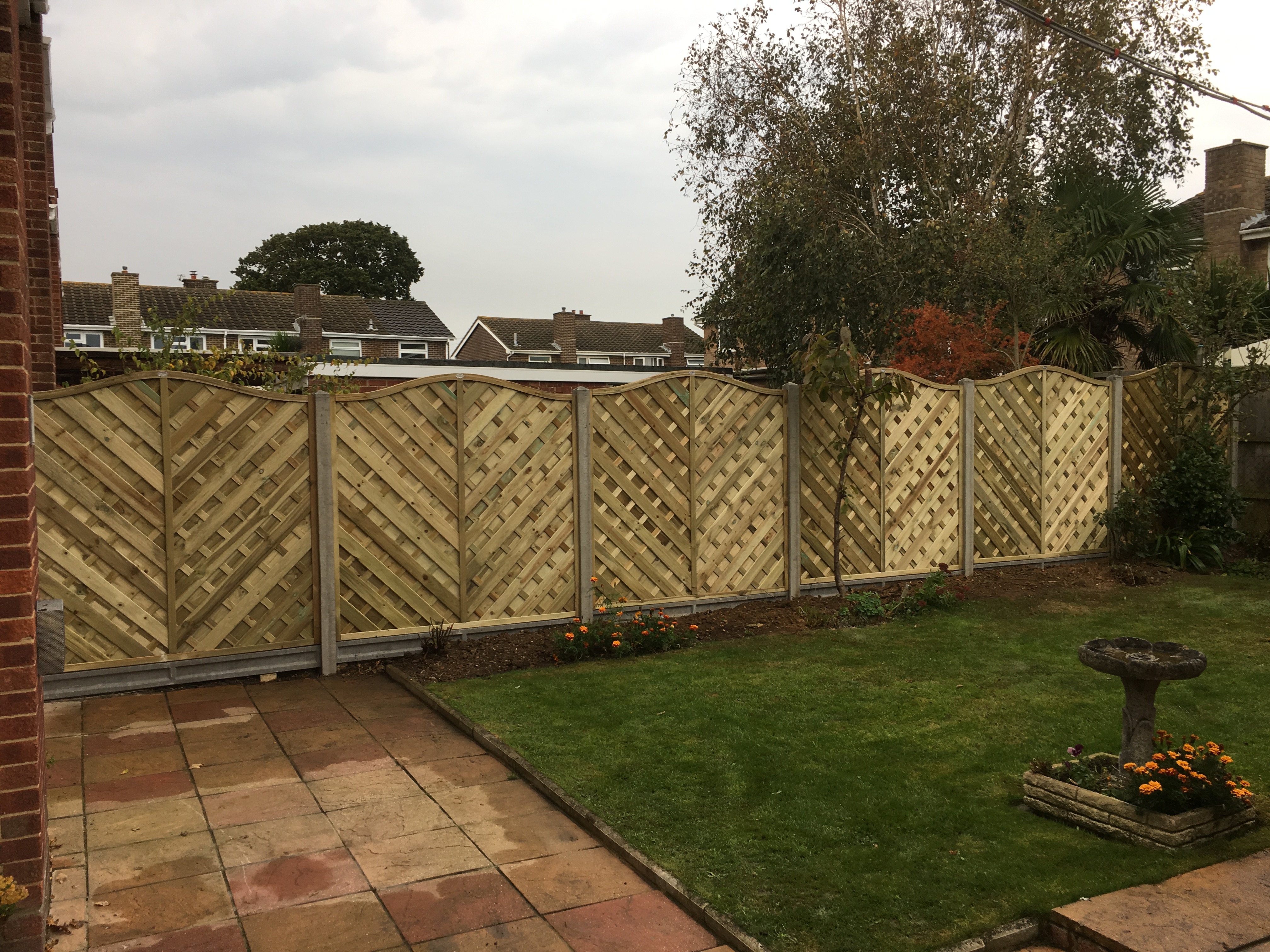 Decorative garden fencing by NeatFix Fencing